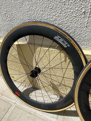 Used Zipp 404 Firecrest 2026 bike — image 3 of 4