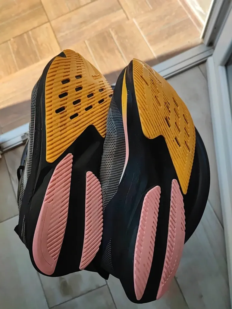Used Adidas adizero boston 12 bike — image 4 of 7