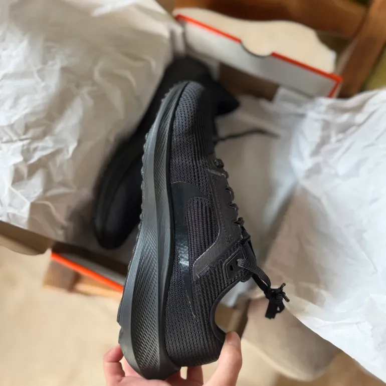 Used Pegasus Nike Air Zoom 40 bike — image 2 of 7