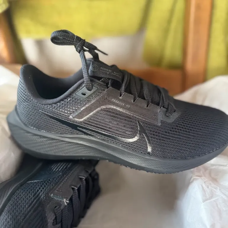Used Pegasus Nike Air Zoom 40 bike — image 6 of 7