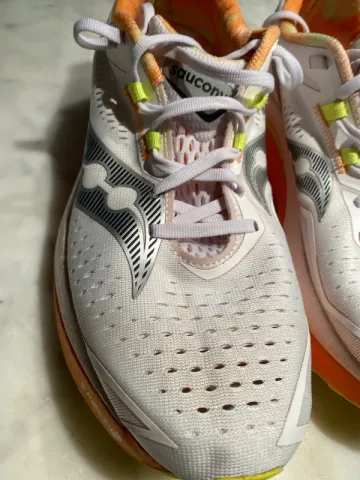 Used Saucony Endorphin Speed 4 bike — image 3 of 15