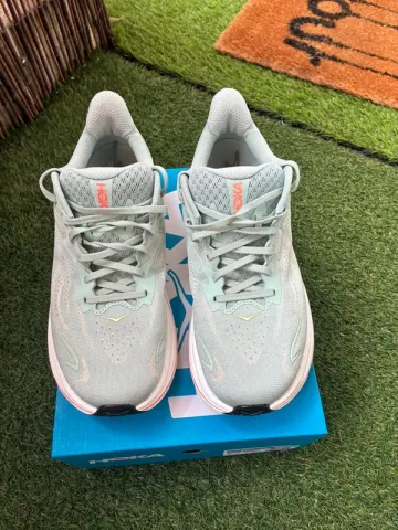 Hoka Clifton 10 bike d'occasion — image 12 sur 15