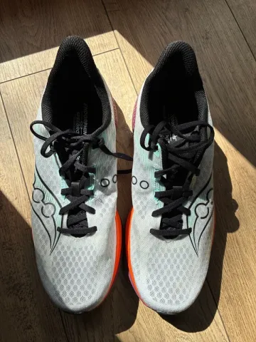 Used Saucony Endorphin speed 5 bike — image 2 of 10