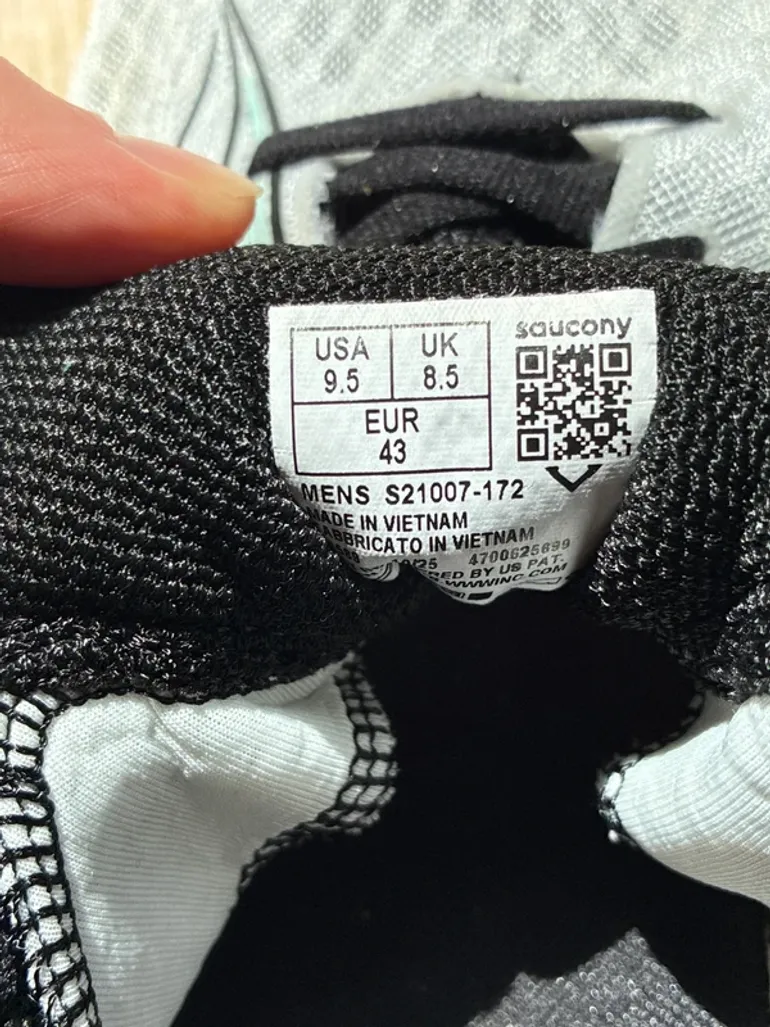 Used Saucony Endorphin speed 5 bike — image 9 of 10