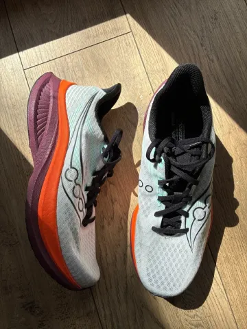 Used Saucony Endorphin speed 5 bike — image 1 of 10