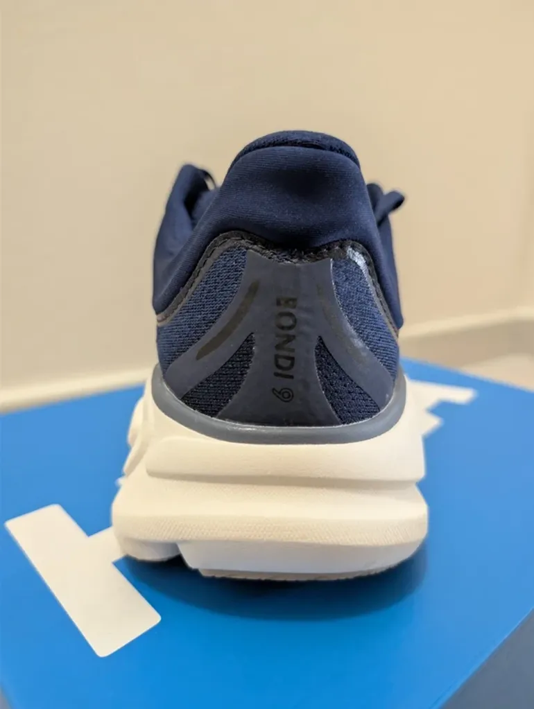 Gebrauchtes Hoka Bondi 9 bike — Bild 3 von 9
