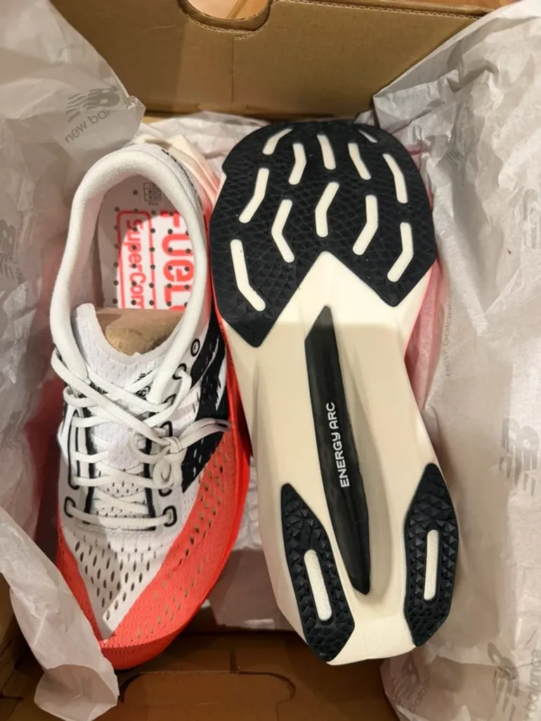 Used New Balance Fuelcell Pacer bike — image 2 of 3