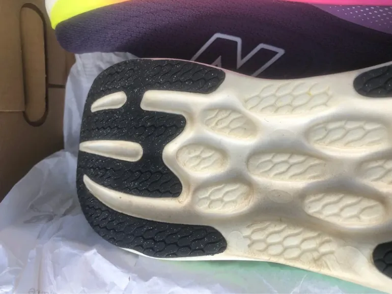Used New Balance 1080 v15 bike — image 9 of 15