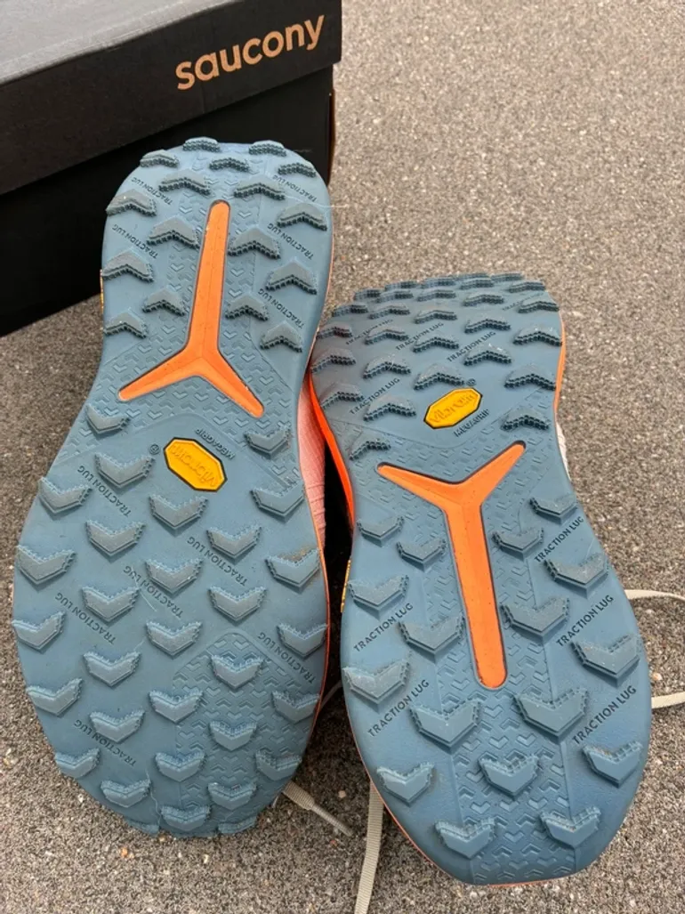 Used Saucony Xodus Ultra 4 bike — image 3 of 9