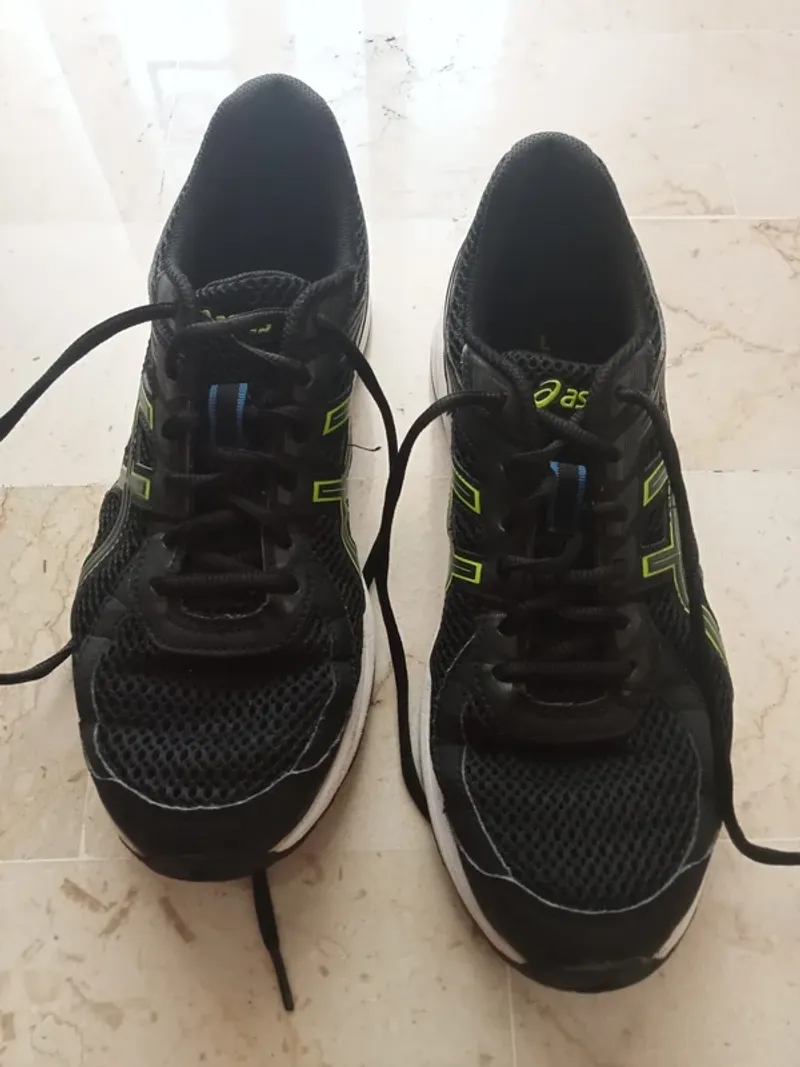 Used Verde Gel-Braid Running Shoes