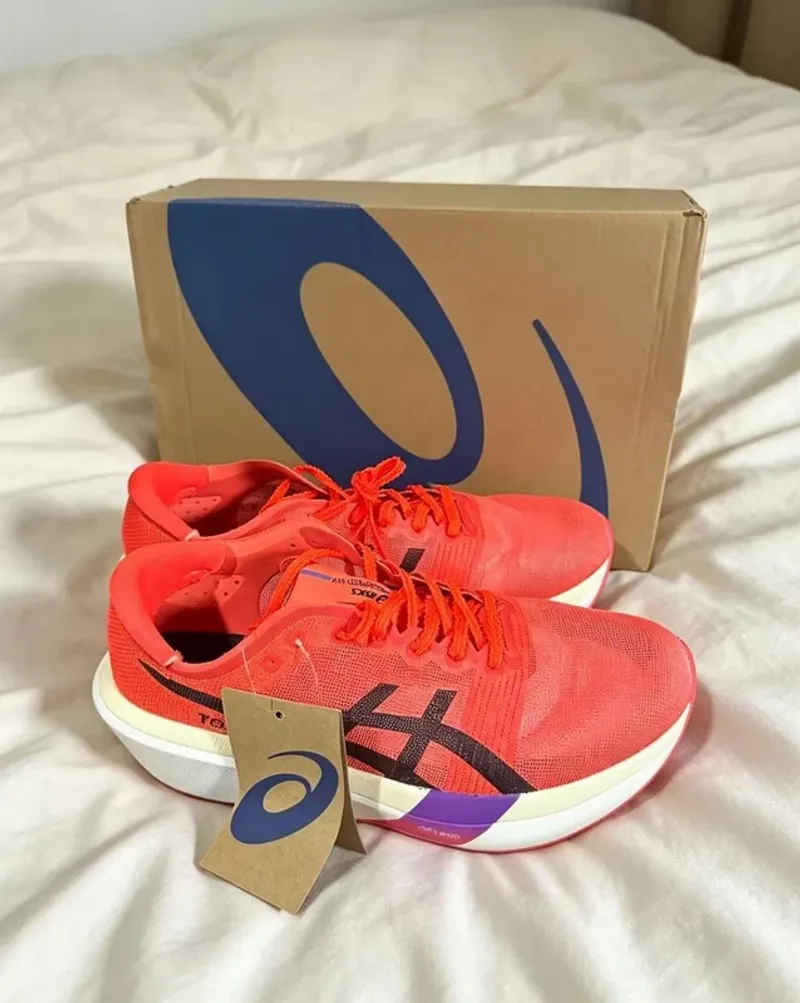Używany Asics Metaspeed Sky Tokyo Running Shoes
