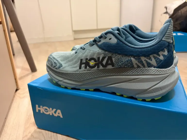 Used Hoka Challenger 7 bike — image 2 of 7