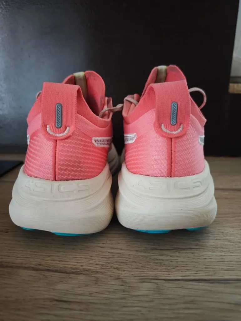 Gebrauchtes Asics Nimbus 27 TR bike — Bild 7 von 15