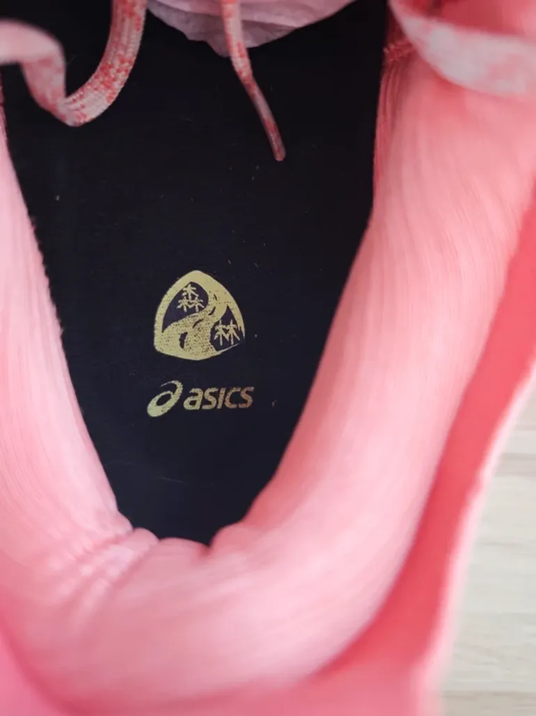 Gebrauchtes Asics Nimbus 27 TR bike — Bild 5 von 15