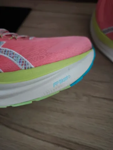 Gebrauchtes Asics Nimbus 27 TR bike — Bild 13 von 15