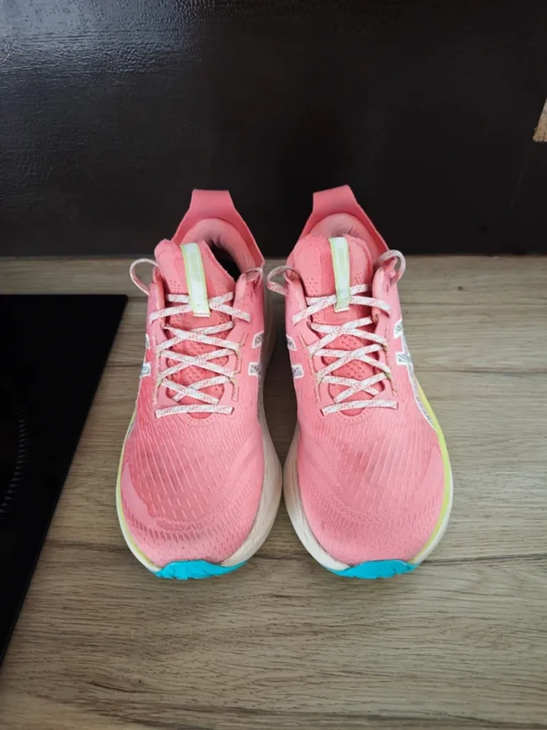 Gebrauchtes Asics Nimbus 27 TR bike — Bild 10 von 15
