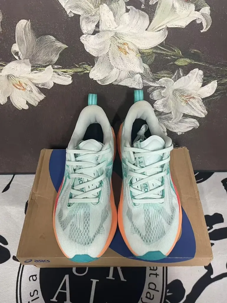 Käytetty Asics Novablast 5 bike — kuva 7 / 9