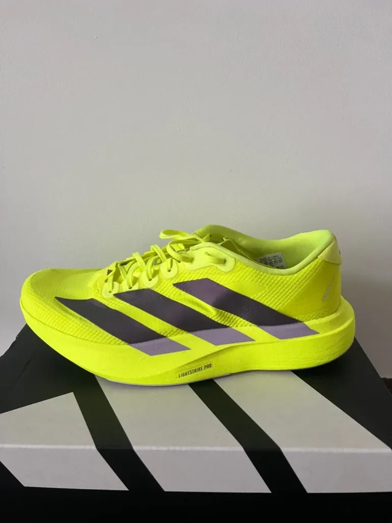 Tweedehands Adidas Evo SL Woven bike — afbeelding 2 van 15
