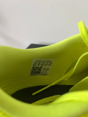 Tweedehands Adidas Evo SL Woven bike — afbeelding 14 van 15