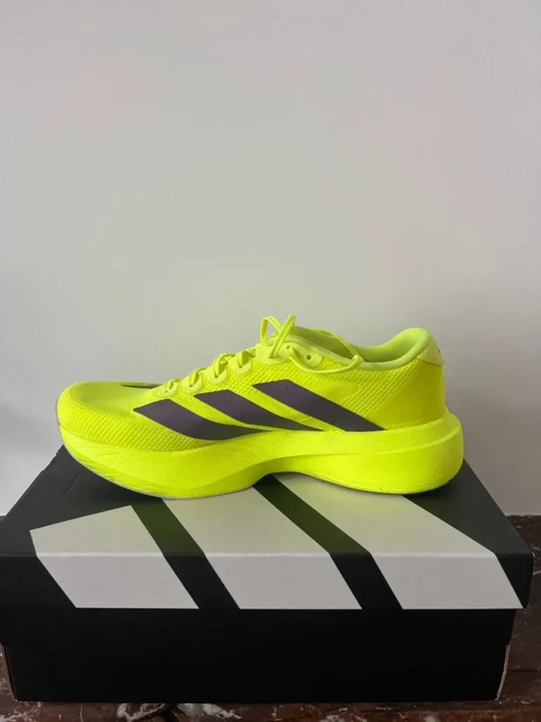 Tweedehands Adidas Evo SL Woven bike — afbeelding 12 van 15
