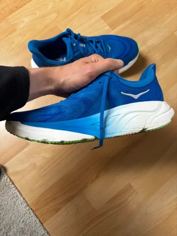 Gebrauchtes Hoka Arahi 8 bike — Bild 2 von 7