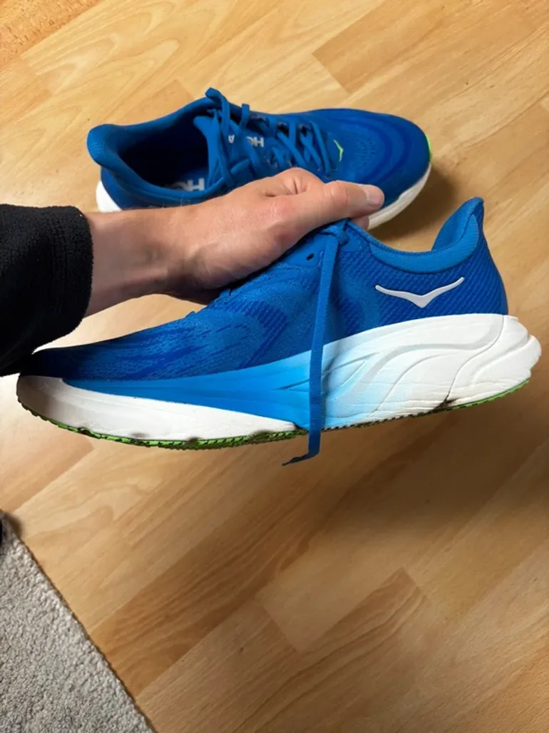 Gebrauchtes Hoka Arahi 8 bike — Bild 2 von 7