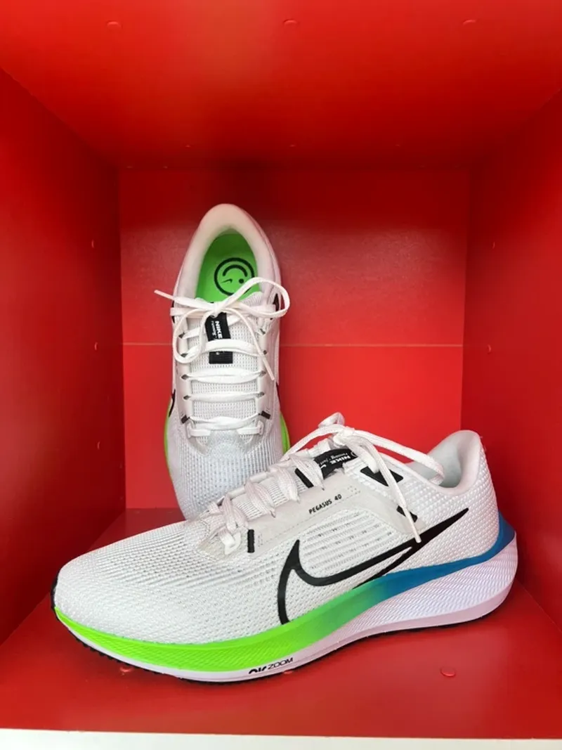 Použité Pegasus Air Zoom 40 Running Shoes