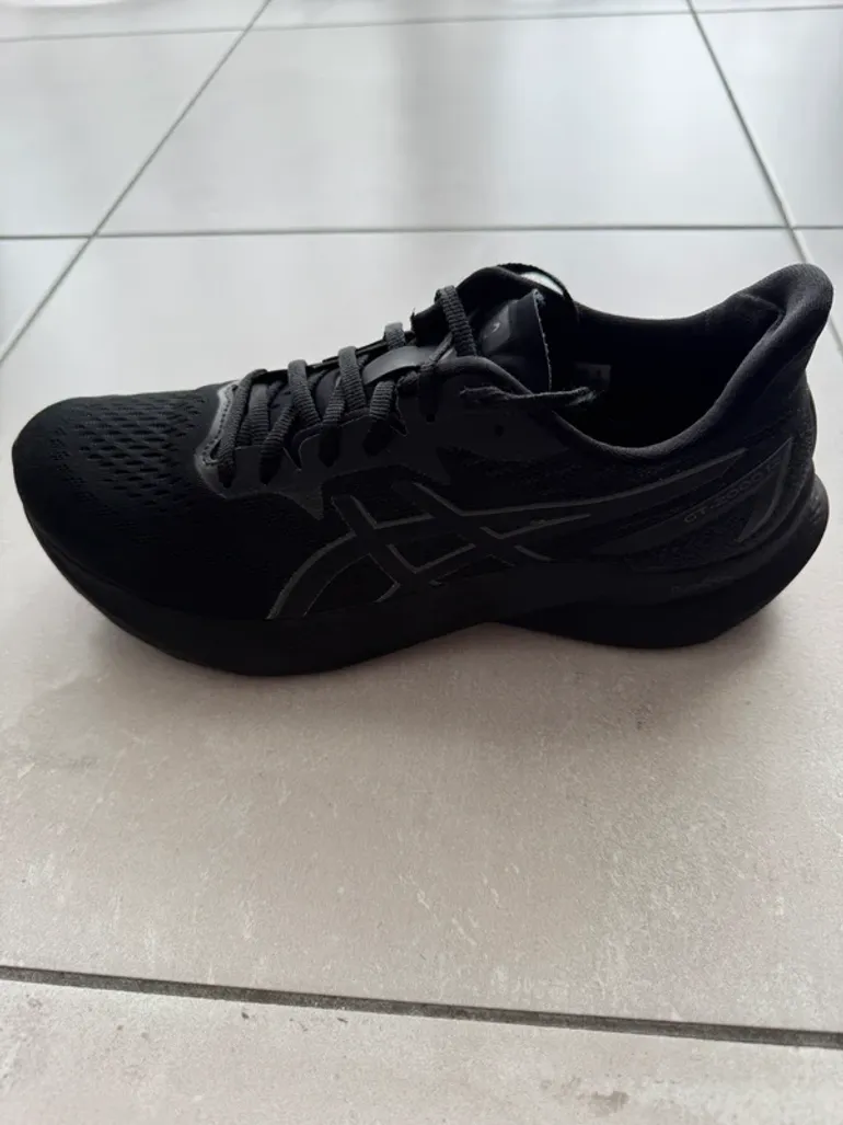 Asics GT-2000 12 bike d'occasion — image 6 sur 8