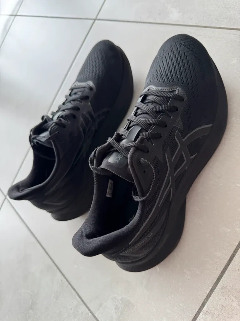 Asics GT-2000 12 bike d'occasion — image 4 sur 8