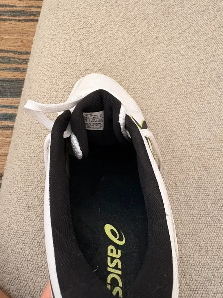 Tweedehands Asics Hockey Shoes bike — afbeelding 8 van 9