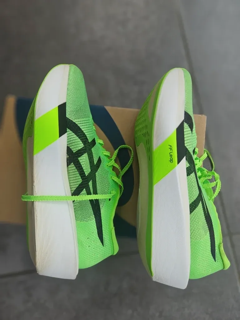 Used Asics Metaspeed Sky Tokyo bike — image 2 of 3