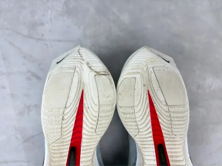 Last ZoomX Vaporfly Next% 3 bike d'occasion — image 9 sur 13