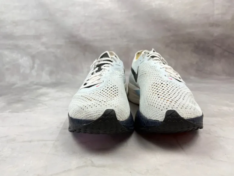 Last ZoomX Vaporfly Next% 3 bike d'occasion — image 3 sur 13