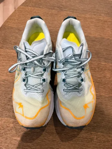 Asics Fujispeed 2 bike d'occasion — image 2 sur 4