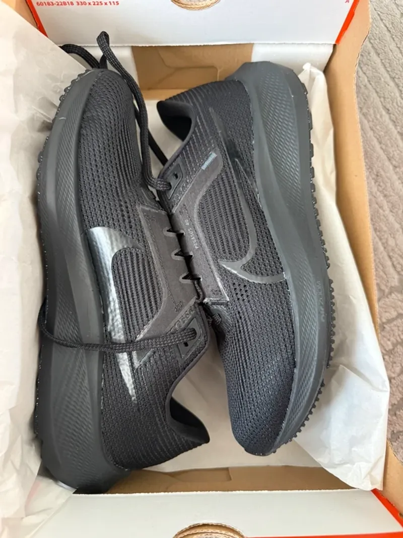 Tweedehands Pegasus 40 Running Shoes