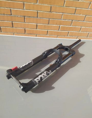 Fox 38 RHYTHM 180mm 2023 bike usato — immagine 4 di 9