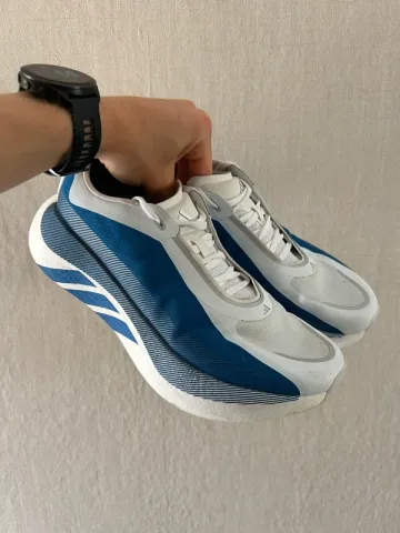 Použité Adidas Hyperboost Edge bike — obrázek 1 z 8