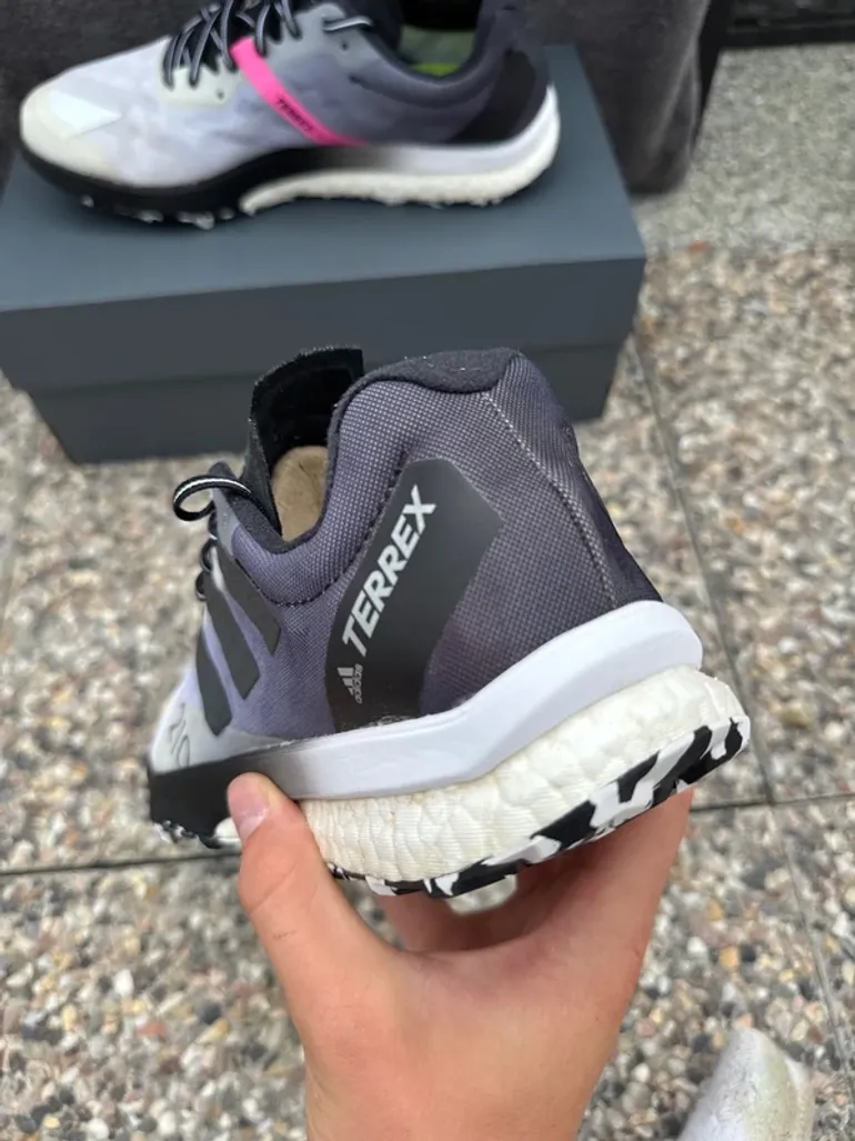 Adidas Terrex Speed bike d'occasion — image 6 sur 13