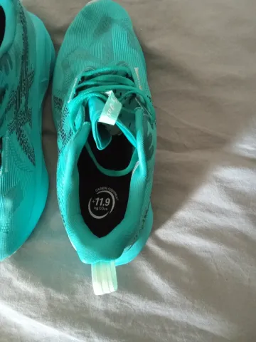 Used Asics Novablast 5 bike — image 4 of 4