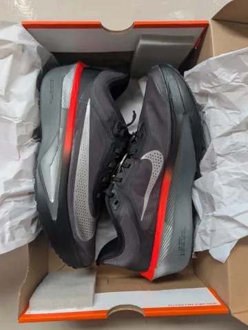 Used Nike Zoom Fly 6 bike — image 2 of 10