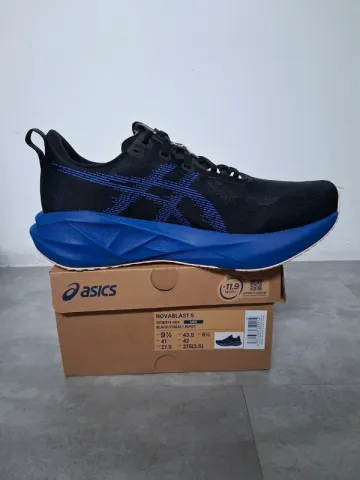 Used Asics Novablast 5 bike — image 3 of 5