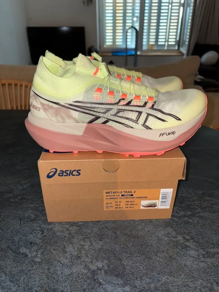 Used Asics Metafuji Trail 2 bike — image 3 of 7