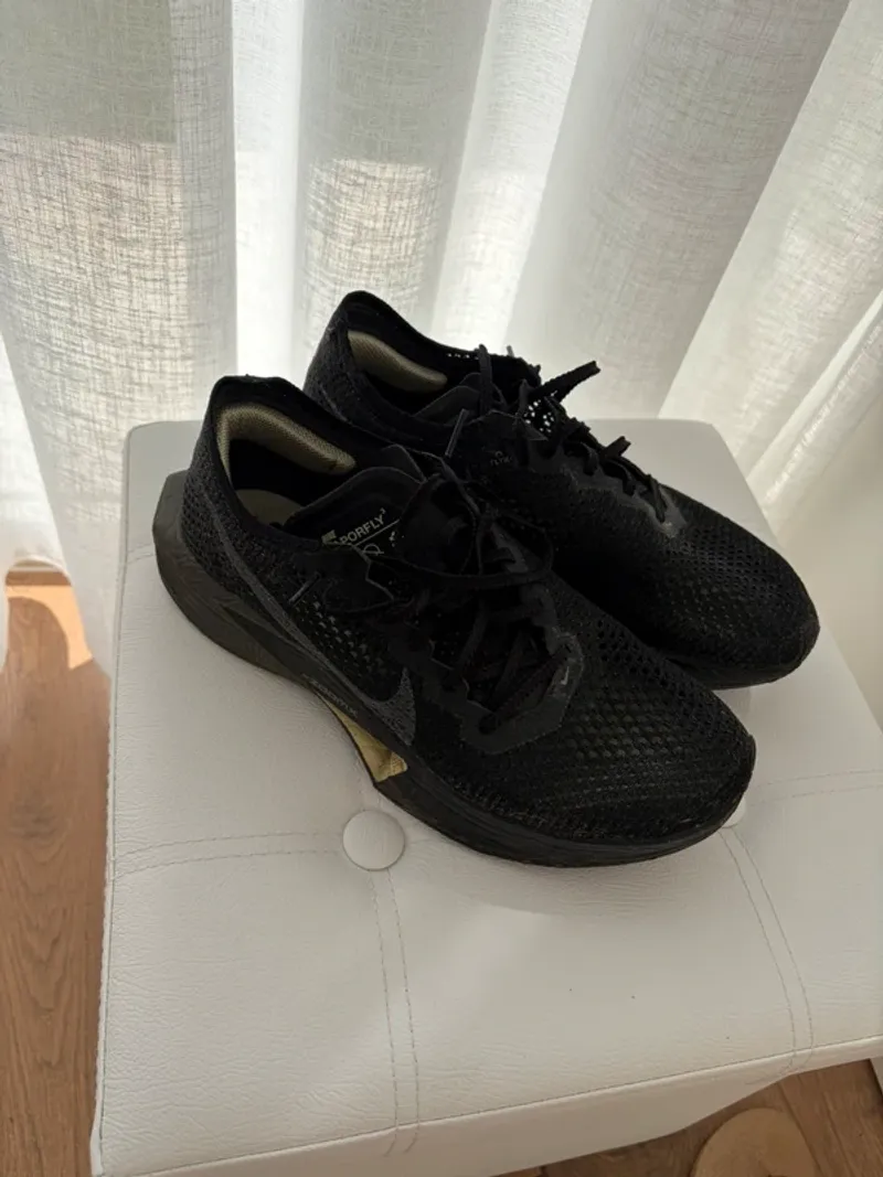 Used Scarpa ZoomX Vaporfly 3 Running Shoes