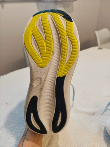Used Asics Gel Nimbus 27 bike — image 11 of 12