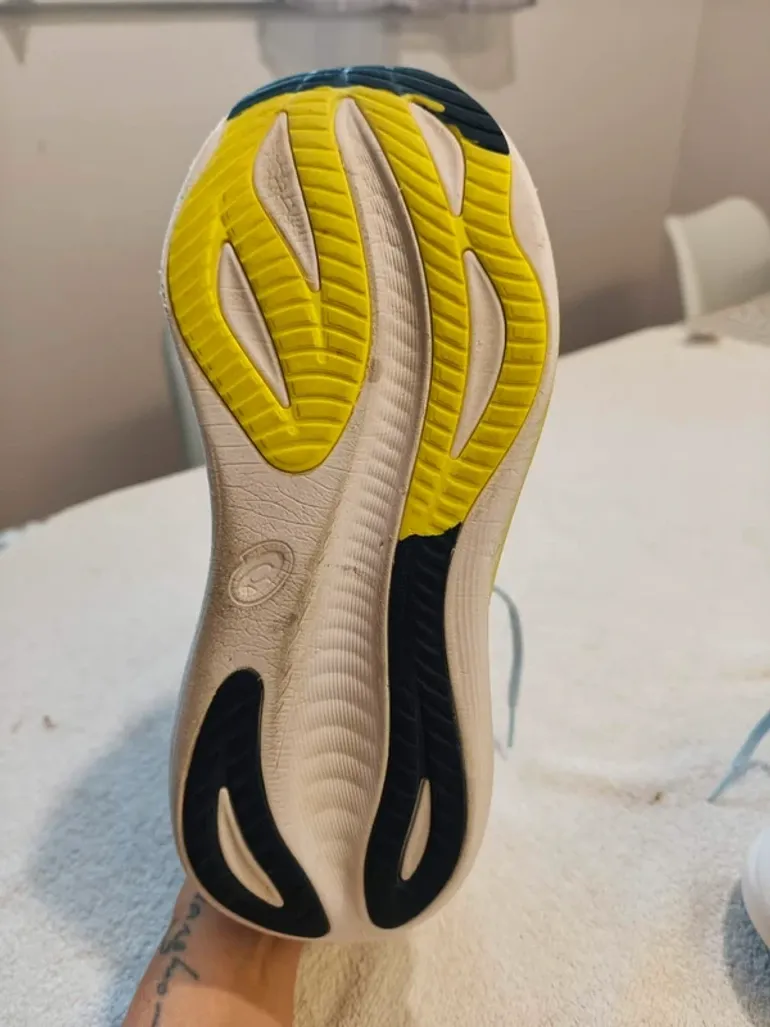 Used Asics Gel Nimbus 27 bike — image 11 of 12