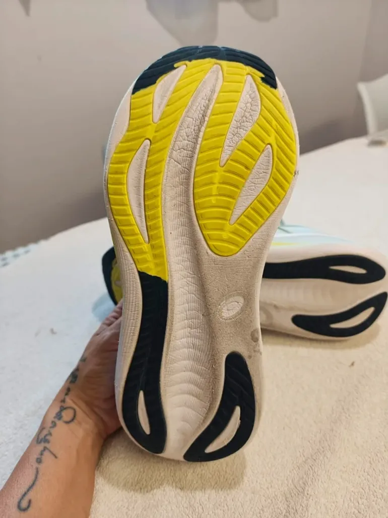 Used Asics Gel Nimbus 27 bike — image 10 of 12