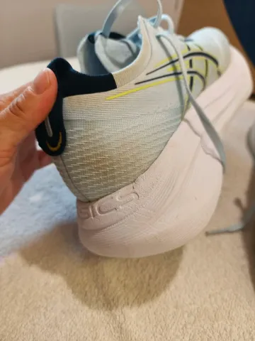 Used Asics Gel Nimbus 27 bike — image 6 of 12