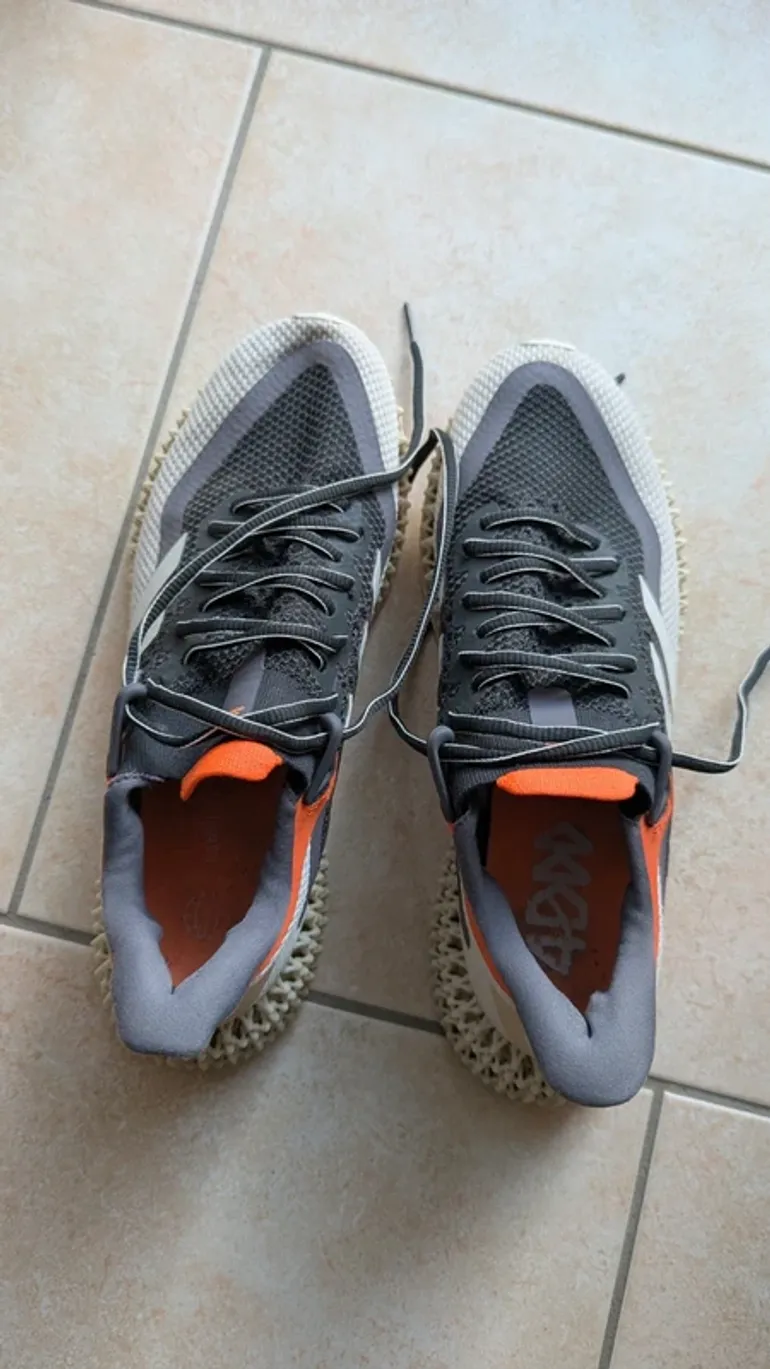 Used Adidas 4DFWD 2 bike — image 2 of 6