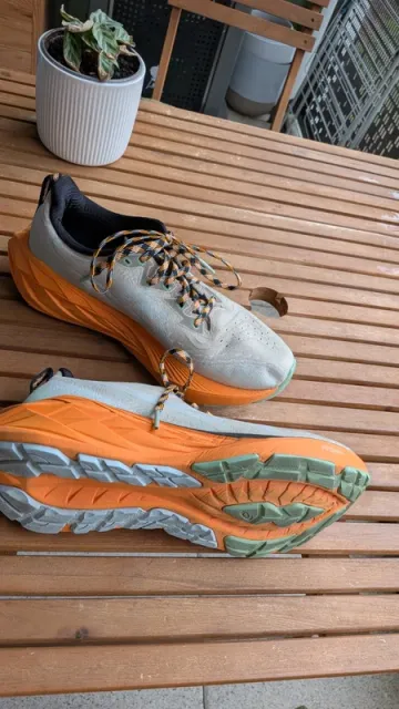 Brugt Asics Novablast TR 4 bike — billede 4 af 5