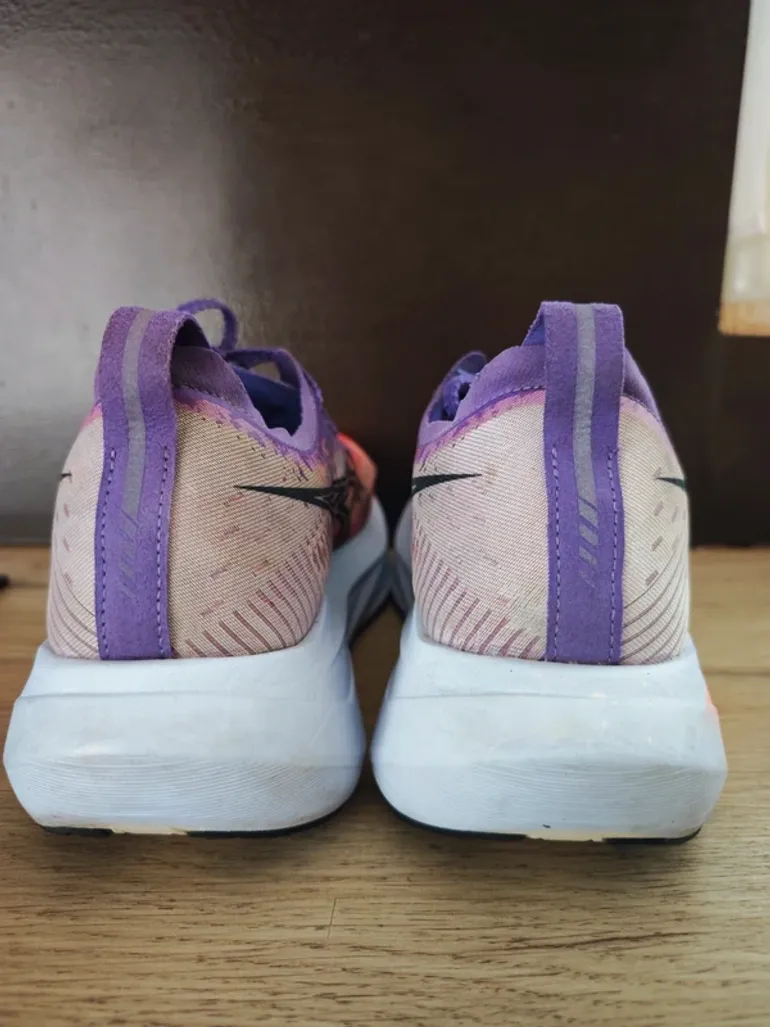 Asics Megablast bike d'occasion — image 6 sur 15